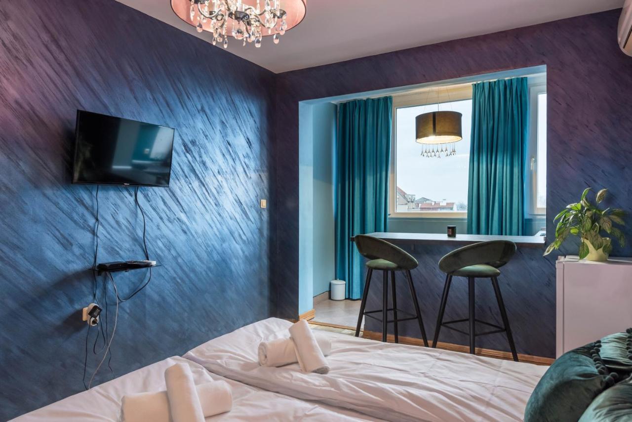 Private Studio In The Centre Varna ภายนอก รูปภาพ