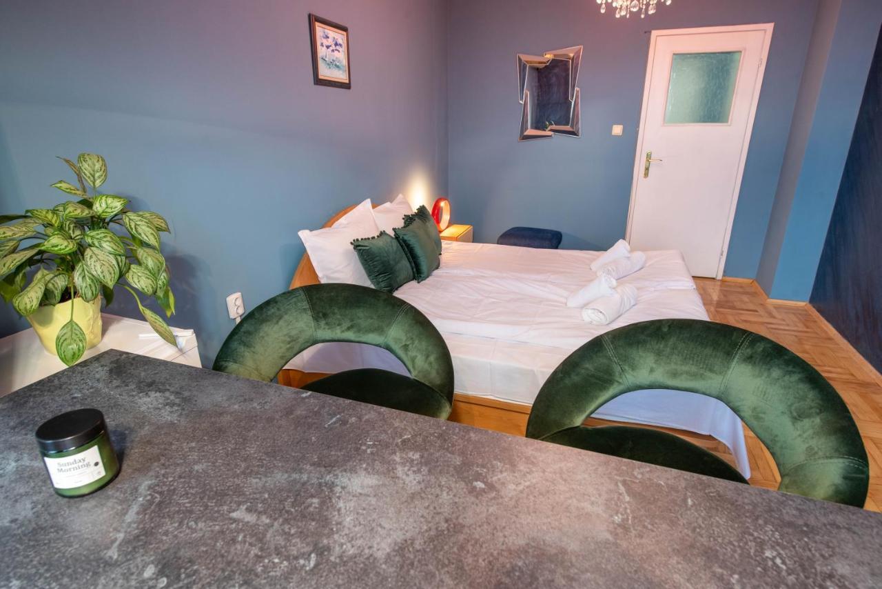 Private Studio In The Centre Varna ภายนอก รูปภาพ