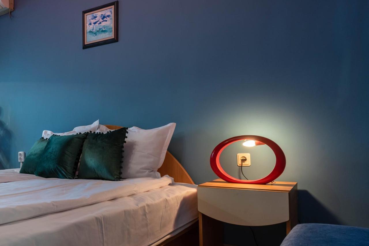 Private Studio In The Centre Varna ภายนอก รูปภาพ